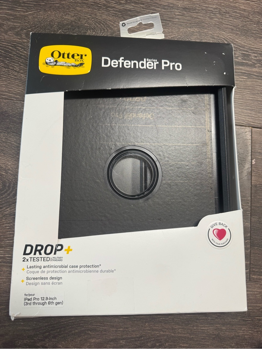 hotter White and Black Protective Tablet Case Packaging